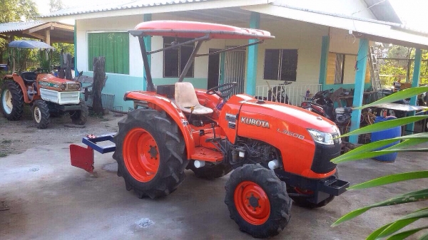 ขายรถไถ KUBOTA L3608 เครื่อง 36 แรง ไมล์ชั่วโมง 1,024 อุปกรณ์ตามรูป เอกสารชุดโอนพร้อม ขายรถไถ KUBOTA L3608 เครื่อง 36 แรง ไมล์ชั่วโมง 1,024 อุปกรณ์ตามรูป เอกสารชุดโอนพร้อม