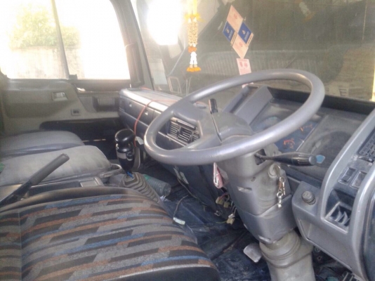 ขายสิบล้อหัวลากพร้อมหาง HINO 2K เครื่อเดิม 260 แรง ปี 39 หางพนัสไม่ดัมพ์ยาว 10.50 เมตร 3 เพลา