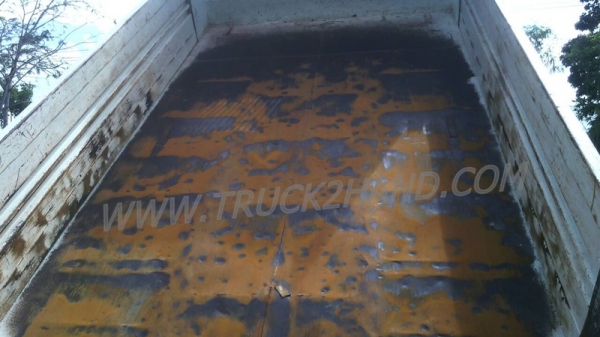 รถบรรทุก 6 ล้อดัมพ์ ISUZU  NQR 145 แรงม้า ปีจดทะเบียน 2550