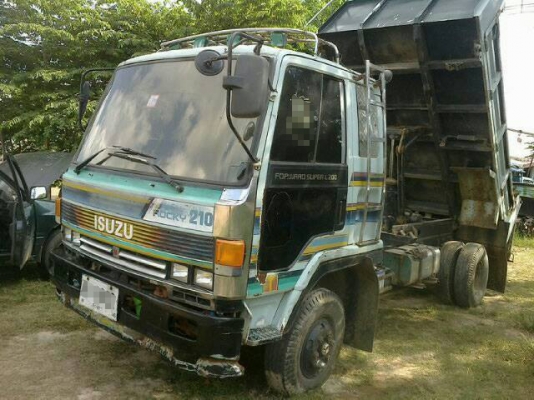 **685,000 บ.ต่อรอง**ขาย6ล้อดั้มดิน5คิว ISUZU ROCKY FRR 210 FRR13LA วางเคร่ื่องROCKใหญ่ 6SA1-210HP เครื่องแน่นแรง เกียร์ดีไม่หลุด ช่วงล่างFหน้าหลัง คัสซีดี ไม่ปะไม่ดาม กระบะดั้มเหล็ก5ตัน3.60ม.ยิงหน้า สภาพดี พื้นดีข้างดี ไม่ผุ หัวเก๋งดี ภาในคอนโซลครบ พ.พาวเ **685,000 บ.ต่อรอง**ขาย6ล้อดั้มดิน5คิว ISUZU ROCKY FRR 210 FRR13LA วางเคร่ื่องROCKใหญ่ 6SA1-210HP เครื่องแน่นแรง เกียร์ดีไม่หลุด ช่วงล่างFหน้าหลัง คัสซีดี ไม่ปะไม่ดาม กระบะดั้มเหล็ก5ตัน3.60ม.ยิงหน้า สภาพดี พื้นดีข้างดี ไม่ผุ หัวเก๋งดี ภาในคอนโซลครบ พ.พาวเ