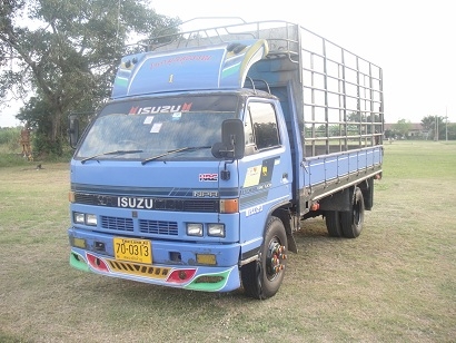 รับมัดจำแล้วครับ....ขาย ISUZU NPR 115 แรง ห้างแท้ จดปี 35