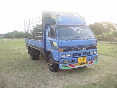รับมัดจำแล้วครับ....ขาย ISUZU NPR 115 แรง ห้างแท้ จดปี 35