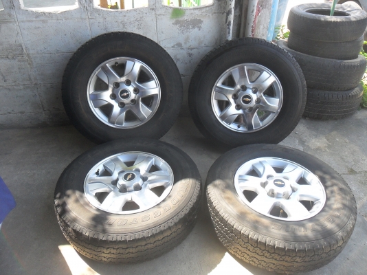 ล้อแม็ก 16นิ้ว 6รู เชฟ พร้อมยาง สวยๆ 4 ล้อ ราคา 6900 บาท