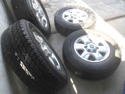 ล้อแม็ก 16นิ้ว 6รู เชฟ พร้อมยาง สวยๆ 4 ล้อ ราคา 6900 บาท