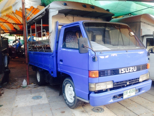 ขายถูกพร้อมวิ่งงานขับดีมากๆ ช่วงล่างดีมากเครื่องแน่น ยกหัวใด้สนใจสอบถามใด้