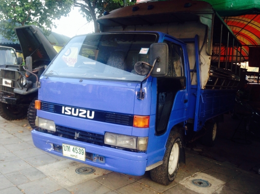 ขายถูกพร้อมวิ่งงานขับดีมากๆ ช่วงล่างดีมากเครื่องแน่น ยกหัวใด้สนใจสอบถามใด้