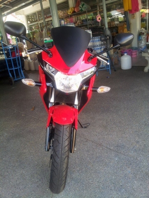 ขายดาวน์ HONDA CBR 150 r  10,000 บาท