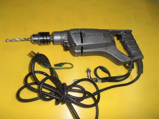 สว่านกระแทกมากิต้า