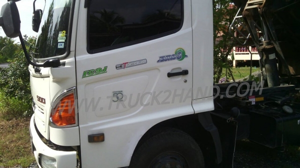 รถบรรทุก 6 ล้อดัมพ์ HINO  150  แรงม้า ปีจดทะเบียน 2555