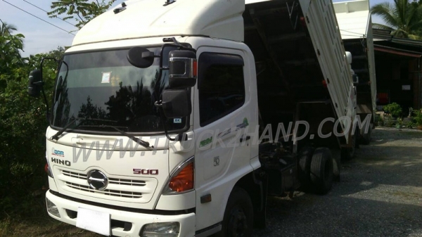 รถบรรทุก 6 ล้อดัมพ์ HINO  150  แรงม้า ปีจดทะเบียน 2555