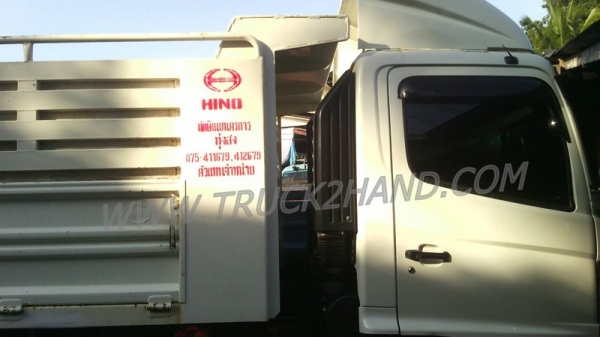 รถบรรทุก 6 ล้อดัมพ์ HINO  150  แรงม้า ปีจดทะเบียน 2555
