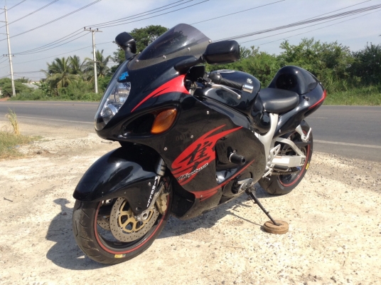 ธารนนทบุรี//ขาย suzuki gsx1300 hayabuza ปี99-2000 สภาพนางฟ้า ระบบเครื่องสมบูรณ์ ท๊อกมาตามมือ ระบบไฟสมบูรณ์ทุกจุด ราคา 179,000 บาท อินวอยท์+สรรพสารมิตร