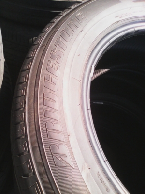 215/60R16 BRIDGESTONE TURANZA  GR-90  ปี2012 MADE IN THAILAND ชุด 4 เส้น  TEL.081-427-3941