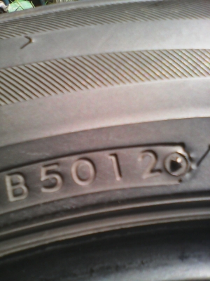 215/60R16 BRIDGESTONE TURANZA  GR-90  ปี2012 MADE IN THAILAND ชุด 4 เส้น  TEL.081-427-3941