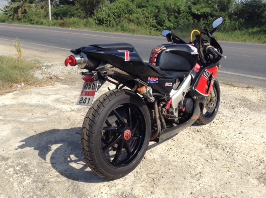 ธารนนทบุรี//ขาย honda nc30 เครื่องสมบูรณ์ความร้อนปกติ ระบบไฟปกติใช้ทุกจุด ราคา 79,000 บาท ทะเบียนแท้