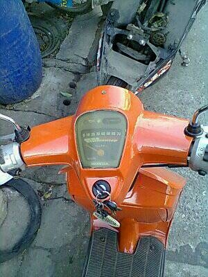 รถป๋อบคลาสสิคสีสวยเครื่องดี สตาร์ทมือ