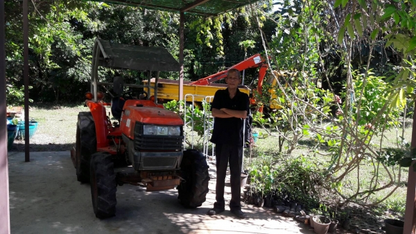 รถไถ  ยี่ห้อ KUBOTA   รุ่น L3408  พร้อมอุปรณ์ตัดหญ้า...สามารถทดลองขับและดูสภาพรถพร้อมต่อรองราคาได้ที่ศูนย์พักรถ truck2hand จังหวัดสระบุรี