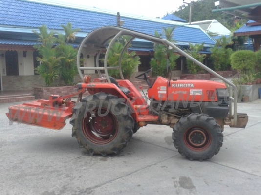 รถไถ  ยี่ห้อ KUBOTA   รุ่น L3408  พร้อมอุปรณ์ตัดหญ้า...สามารถทดลองขับและดูสภาพรถพร้อมต่อรองราคาได้ที่ศูนย์พักรถ truck2hand จังหวัดสระบุรี
