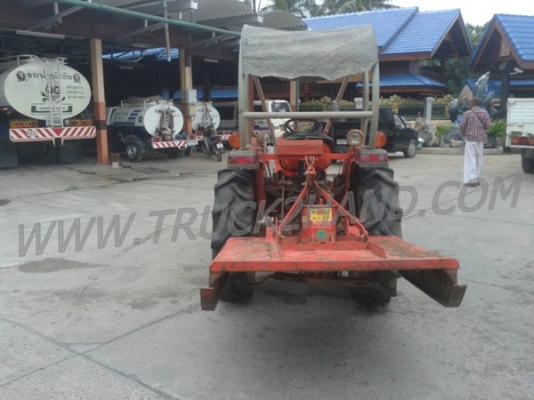รถไถ  ยี่ห้อ KUBOTA   รุ่น L3408  พร้อมอุปรณ์ตัดหญ้า...สามารถทดลองขับและดูสภาพรถพร้อมต่อรองราคาได้ที่ศูนย์พักรถ truck2hand จังหวัดสระบุรี
