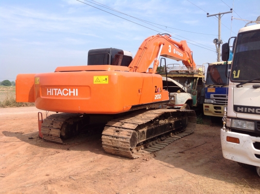 Hitachi EX200-2 สวยๆ เจ้าของขายเอง 0817858870