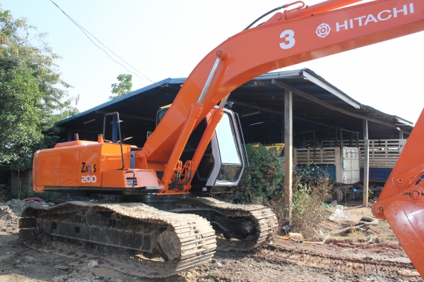 Hitachi EX200-2 สวยๆ เจ้าของขายเอง 0817858870
