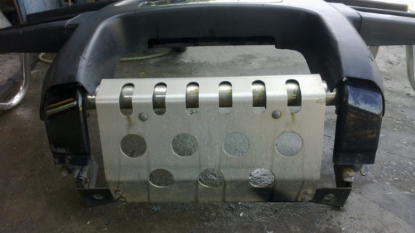 กันชนเสริม VX80 กันชนเสริม VX80