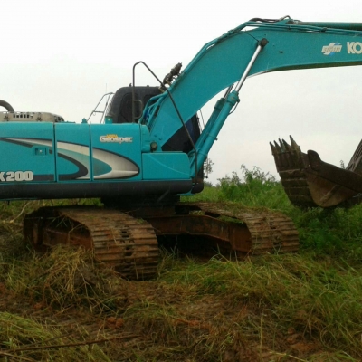 ขายแบคโฮ KOBELCO SK200-8