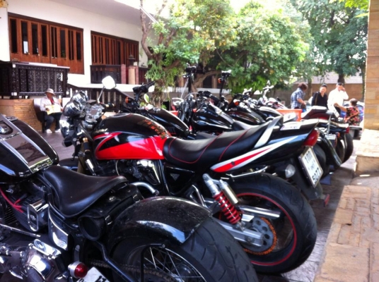 ขออนุญาติขาย SUZUKI INAZUMA GSX-R1100 CC ทะเบียนแท้ เจ้าของขายเอง