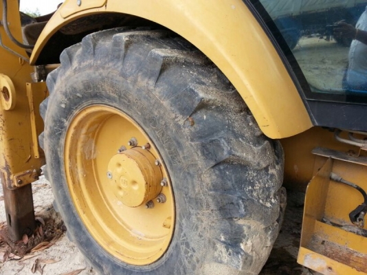 รถตักหน้า / ขุดหลัง  CAT  422E   สนใจติดต่อ 081 - 6079515