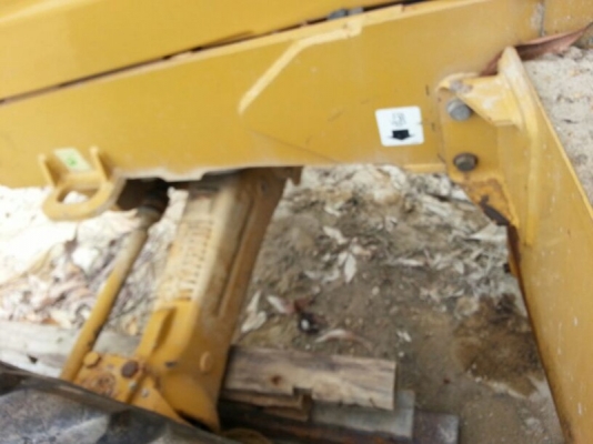 รถตักหน้า / ขุดหลัง  CAT  422E   สนใจติดต่อ 081 - 6079515