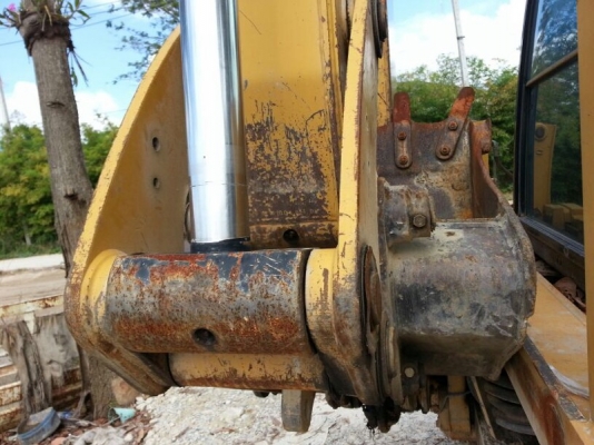 รถตักหน้า / ขุดหลัง  CAT  422E   สนใจติดต่อ 081 - 6079515