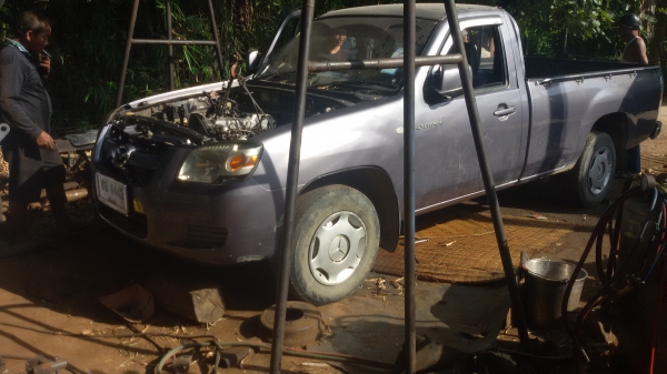 ขาย(29,000)เครื่องพร้อมเกียร์ มัสด้าBT-50มีใบคุม  คอมมอลเรว