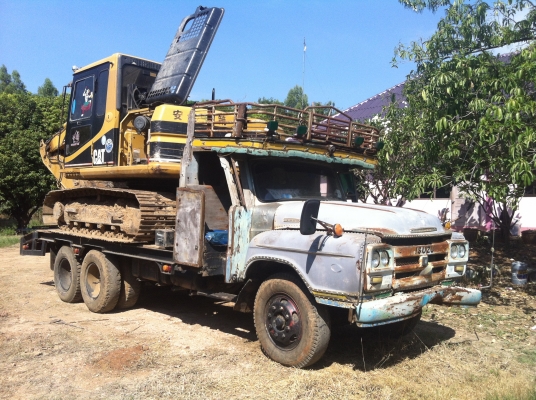 ขาย10ล้อหน้ายาว2เพลาร็อกกี้ เครื่อง6BG1 พวงมาลัยเพาเวอร์