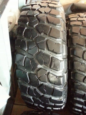 ขายยาง BF km2 31 x 10.5 x 15 ปี 10 ขายยาง BF km2 31 x 10.5 x 15 ปี 10