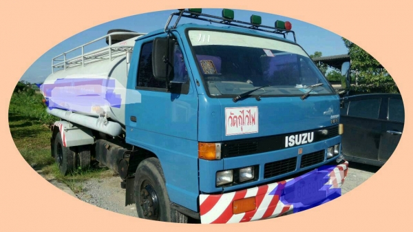 6ล้อบรรทุกน้ำมัน ISUZU NPR 115แรงม้า ห้างแท้ แทงค์7000ลิตร คัทซีสวย เครื่องเดิมๆ ราคาต่อรองได้ 087-2976734