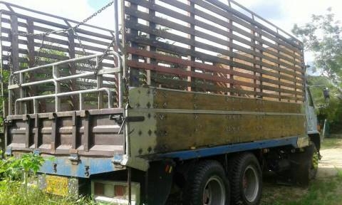 10ล้อล่อง1เพลา ISUZU ROCKY195แรงม้า ห้างแท้ ปี38 รั้วไม้ รถสวยมาก รถใช้น้อย เจ้าของดูแลดี เก๋งไม่ผุ ยางเต็ม ราคาคุยได้ 087-2976734