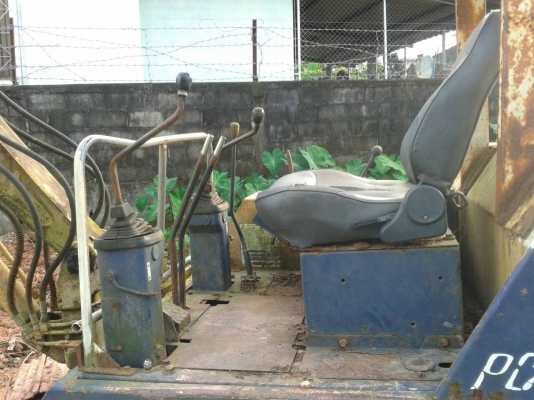 KOMATSU PC40-6 รถพร้อมใช้ แรงดี เครื่องแห้ง ราคาคุยได้ 087-2976734