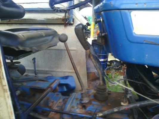 FORD 6600 รถพร้อมใช้งาน อุปกรณ์ มีใบมีด ราคาต่อรองได้ 087-2976734