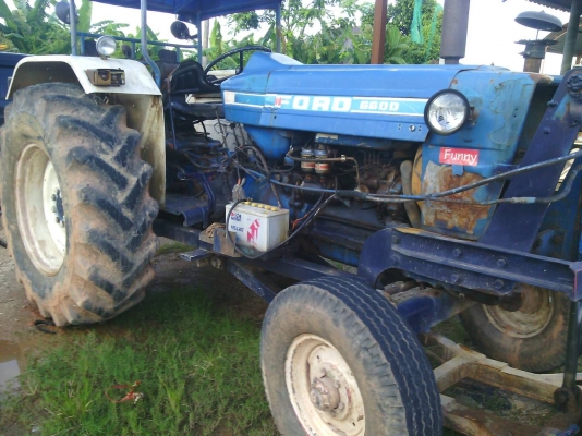 FORD 6600 รถพร้อมใช้งาน อุปกรณ์ มีใบมีด ราคาต่อรองได้ 087-2976734