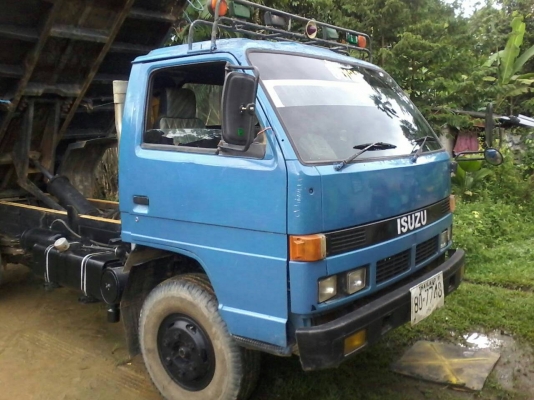 หกล้อดั้ม อีซูซุ NPR115แรง รถห้างแท้เกียร์สั้น ล่างFพ.เพาเวอร์ แคซซีเดิมๆสวยจัดหนิมไม่มีเกาะพร้อมใช้งาน ทะเบียนพร