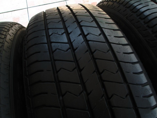 ยาง DUNLOP D80 205-65-15 ปี13 (1ชุด) ราคาเบาๆ