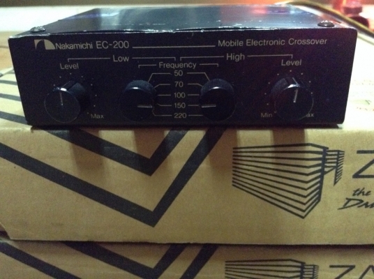 Electronic Crossover Nakamichi รุ่นEC - 200 Electronic Crossover Nakamichi รุ่นEC - 200