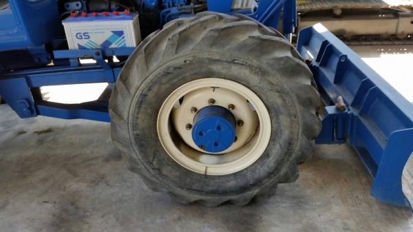 ขาย ฟอร์ด6610 สภาพดี เครื่องดี ช่วงล่างดี ว่าไป อุปกรณ์ผานหน้า หางไถ ครบ TEL :   089-9207299