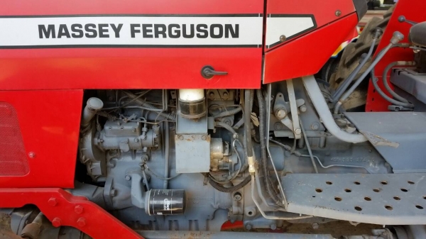 รถไถมือเดียวจากห้าง 2 เพลา MASSEY 390 ใบมีด และ หาง 7 เครื่องดี ปั้มดี ยางสวย ราคา 550,000 โทร 081-8507085 (เอ)