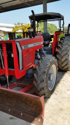 รถไถมือเดียวจากห้าง 2 เพลา MASSEY 390 ใบมีด และ หาง 7 เครื่องดี ปั้มดี ยางสวย ราคา 550,000 โทร 081-8507085 (เอ)