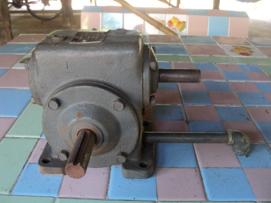 ขายเกียร์ 7.5:1 เปลื่ยนมุม 90 องศา