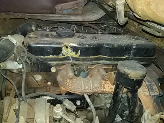 (ร้านรุ่งโรจน์ 082-1057078)ขาย 6ล้อ isuzu  Tl 100แรง(ฝาดำ) (4BC2)รถบ้านฝากขายคับ เกียร์สั้น มีสโล  เครื่องแน่นมาก  ฟิตมาใหม่ แชสซีสวยจัดตลอดเส้นคับ เสริมเหล็กด้านบน-ล่างตลอดเส้น แข็งแรงมาก ยางดี6เส้น พร้อมใช้เลย  เล่มทะเบียนพร้อมโอนคับ