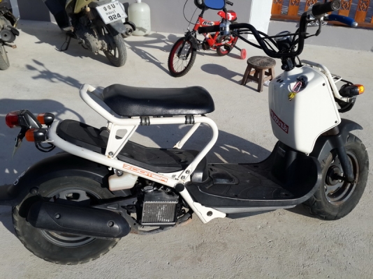 ขาย zoomer 50 cc สตาร์ทมือ เท้า ขี่ได้ปกติ เอาไปแต่งได้ สนใจติดต่อ 0876113377  รถอยู่บางปะกง ฉะเชิงเทรา  ขาย 17000 บาท