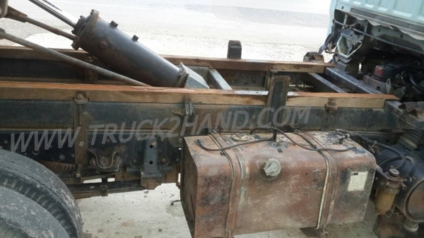 รถบรรทุก 6  ล้อ ดั้มพ์  ยี่ห้อ  ISUZU  NKR  ปีจดทะเบียน 2540