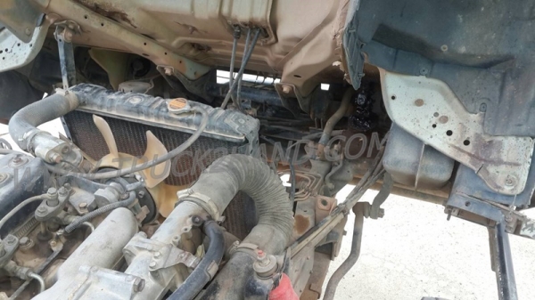 รถบรรทุก 6  ล้อ ดั้มพ์  ยี่ห้อ  ISUZU  NKR  ปีจดทะเบียน 2540